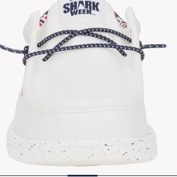 Hey Dude Wally - Picture 5 of 6